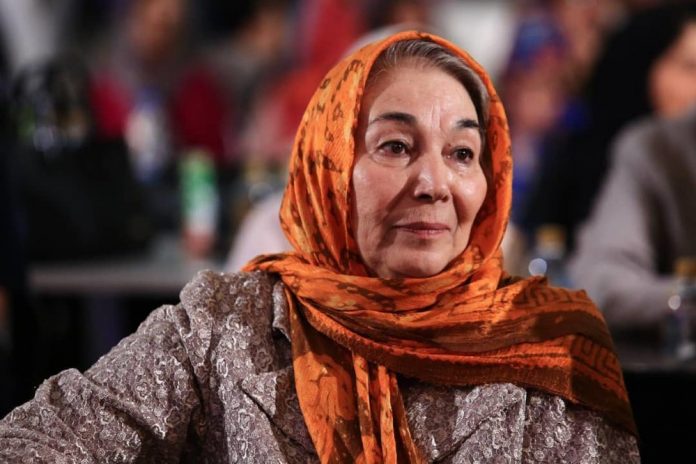 پروانه معصومی: دورهمی در یلدای امسال به قیمت جانمان تمام میشود