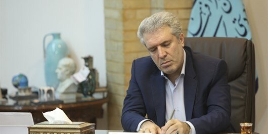 وزیر گردشگری: بلیط هواپیما گران شد نتوانستیم به نمایشگاههای خارجی برویم