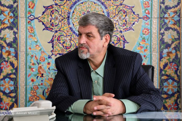 مجلس به دنبال حذف ظریف از انتخابات ۱۴۰۰؟ /کواکبیان: با اصلاح قانون انتخابات می خواهند کت و شلوار...