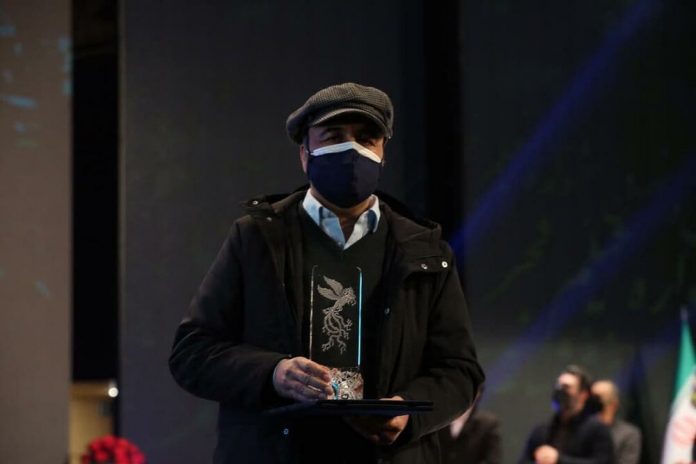 شوخی رضا عطاران در جشنواره فجر: آمپول زنها را بیشتر کنید
