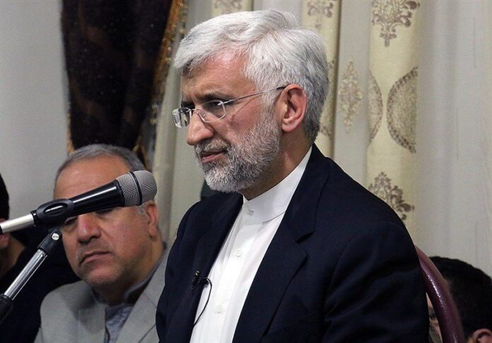 چرا اصولگرایان مسئولیت کارهای خود را نمی پذیرند/ سعیدجلیلی، کپی برابر اصل احمدی نژاد؟