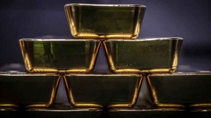 طلا در سراشیبی افتاد