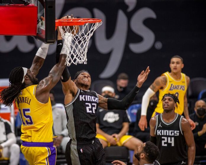 خلاصه بازی ساکرامنتو کینگز 123-120 لس آنجلس لیکرز (فصل 2020/21 لیگ NBA)