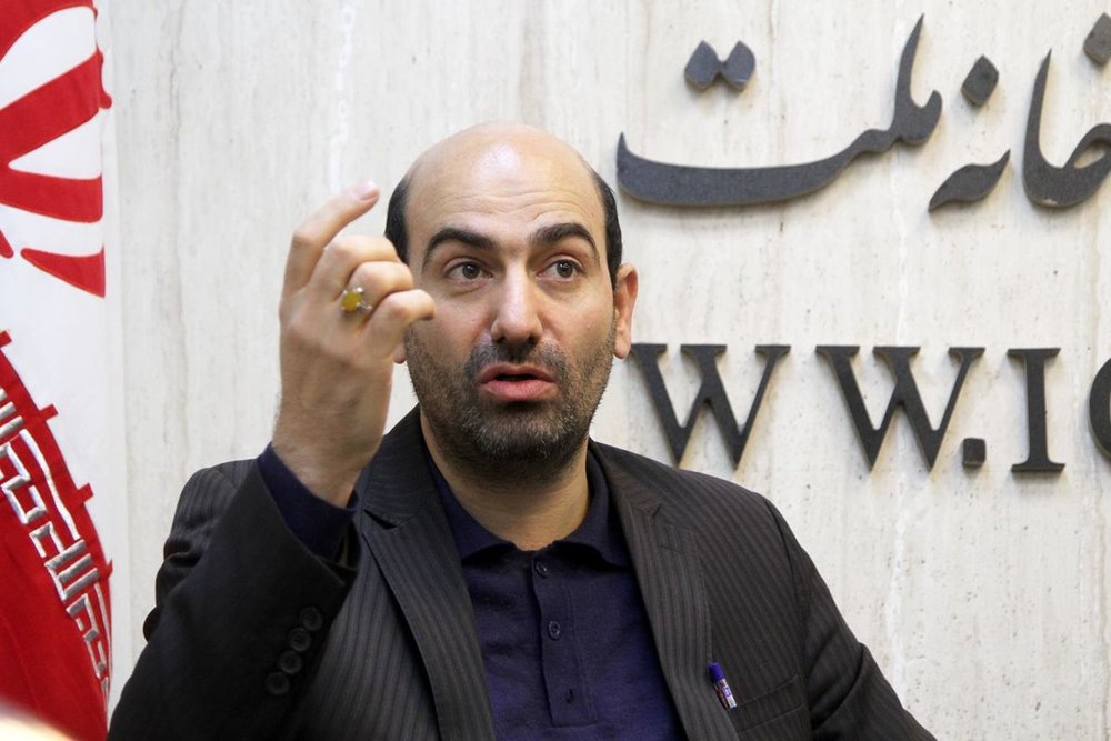 ابوترابی: ۳ میلیون سرباز فراری داریم / با سربازی اجباری کارخانه دشمنسازی نظام راه انداختهایم